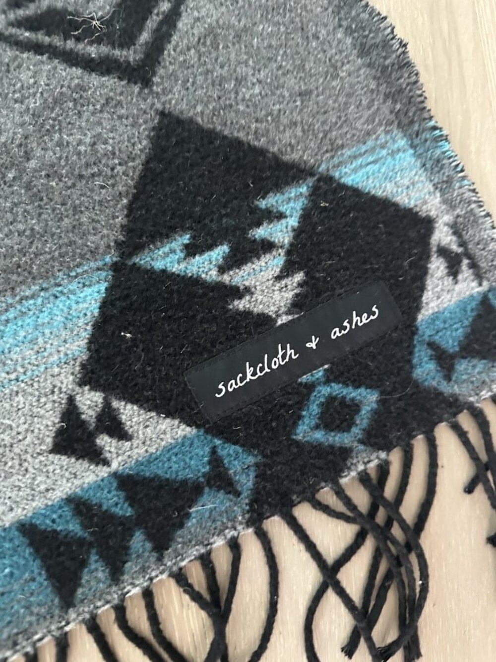 Sackcloth & Ashes Wool Blend Southwestern Aztec Reversible Blanket Blue 60”x64” - Picture 4 of 6